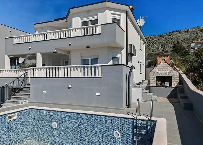 Kathy - Kuca Za Odmor